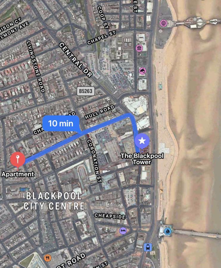 Safari Apartment, Free Parking, 10Min Walk To Blackpool Tower, Sleeps 12 Esterno foto